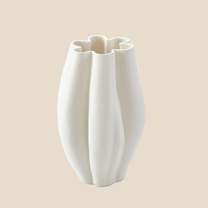 La Mer Vase Ivory