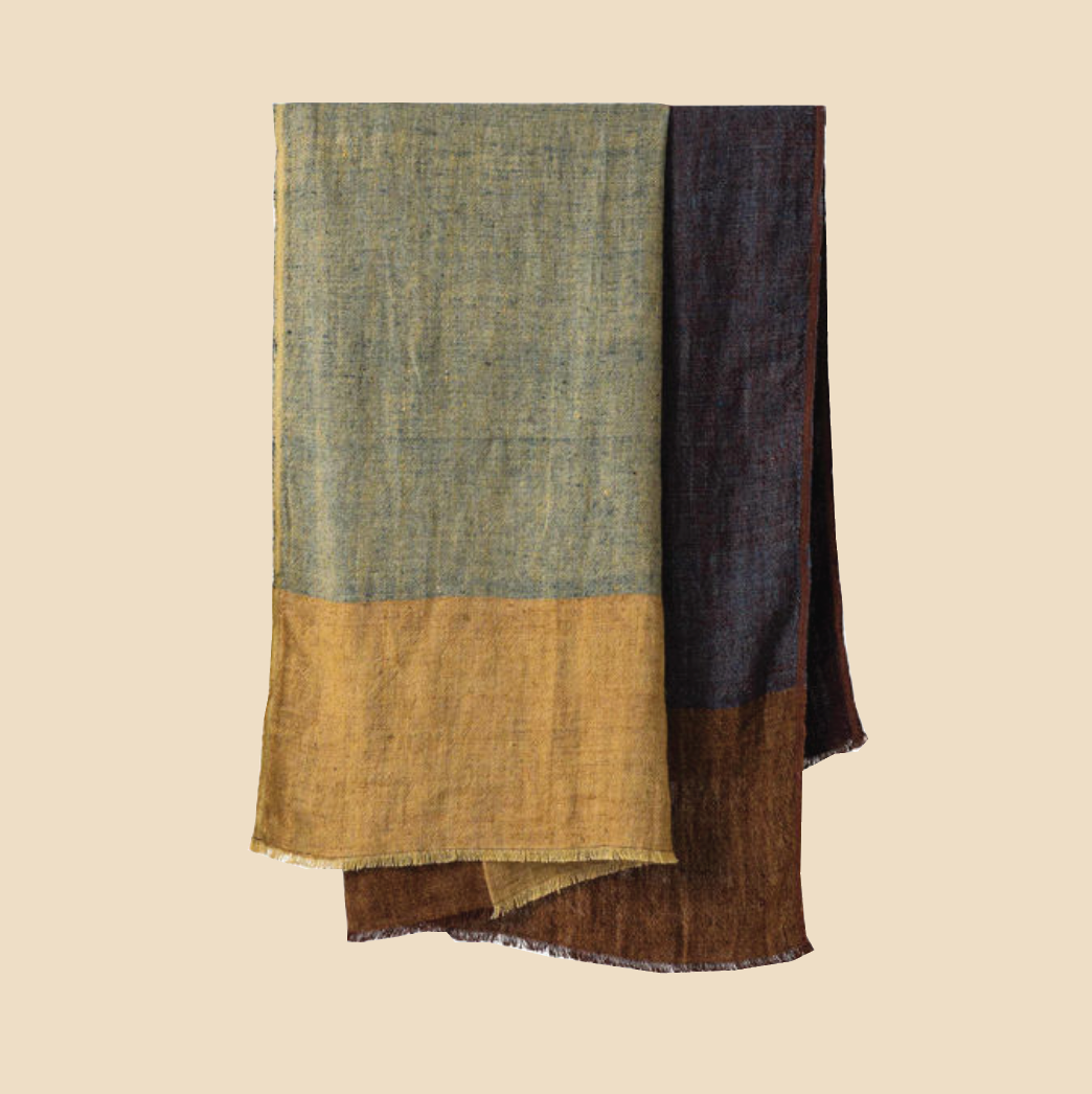 (PRE-ORDER BY 20 NOV FOR EARLY DEC DELIVERY) Miro Throw