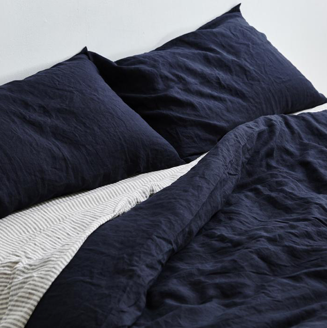 100% Linen Navy sheets